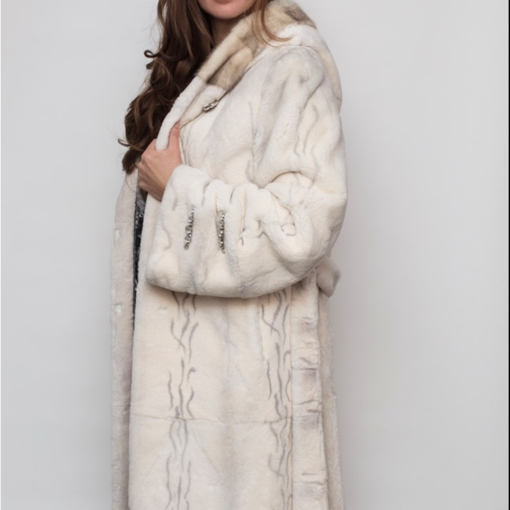 NEW Opera D’arte Genuine French Rabbit Fur Coat